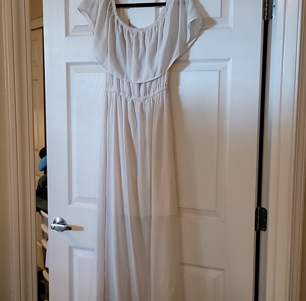 Elegant White Off-Shoulder Dress